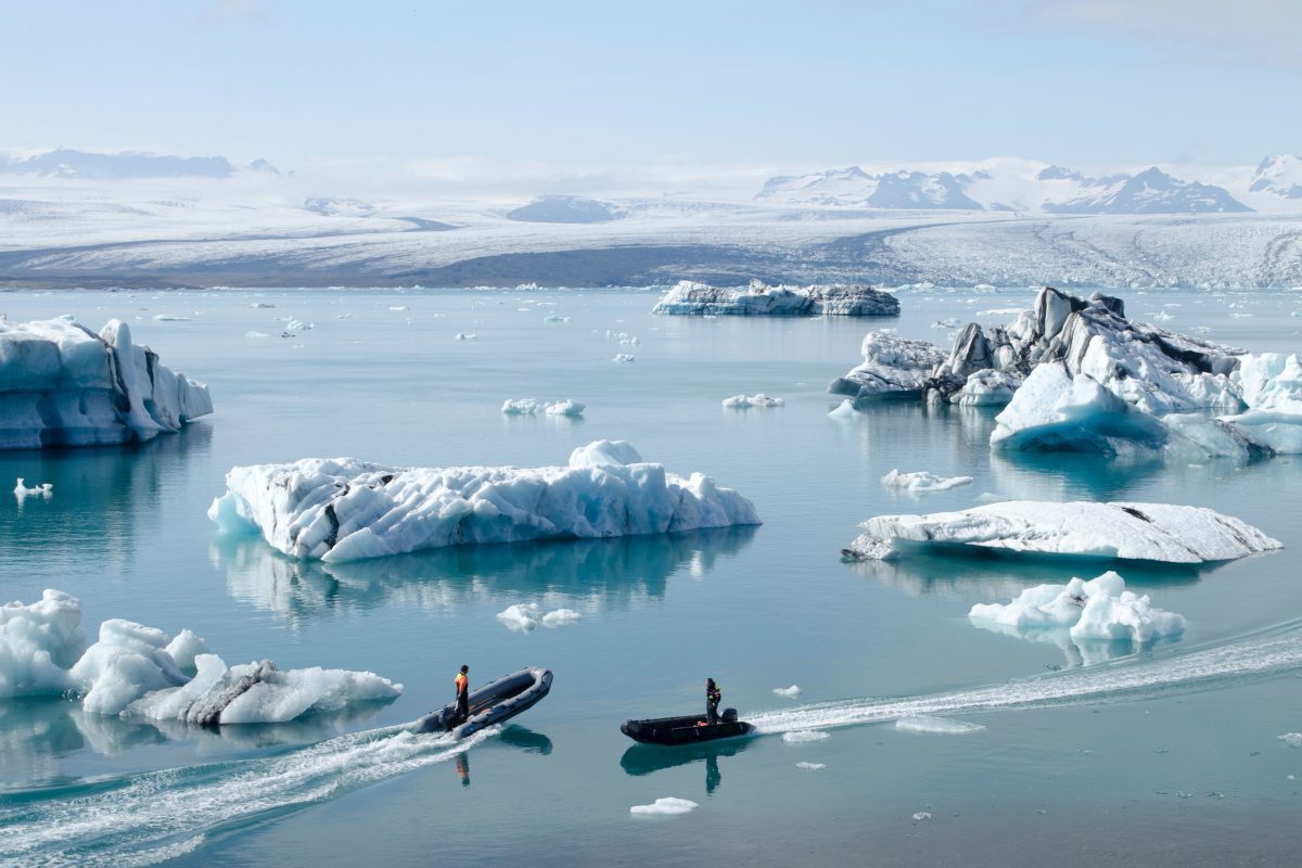 icebergs in jokulsarlon glacier lagoon iceland