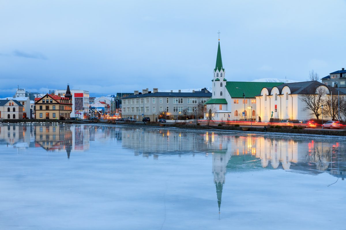 lake tjornin reykjavik